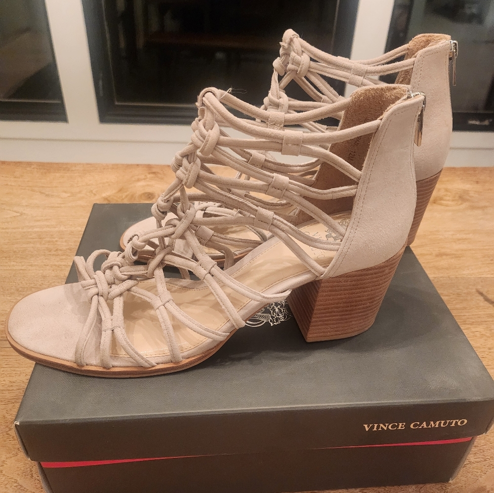 Vince Camuto Karika Booties 12M
